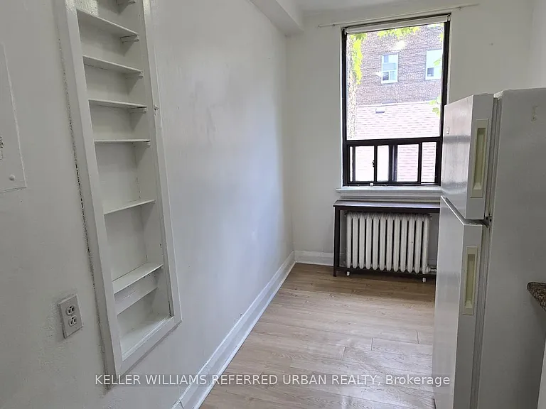 137 Eglinton Ave W #28 — Photo 3