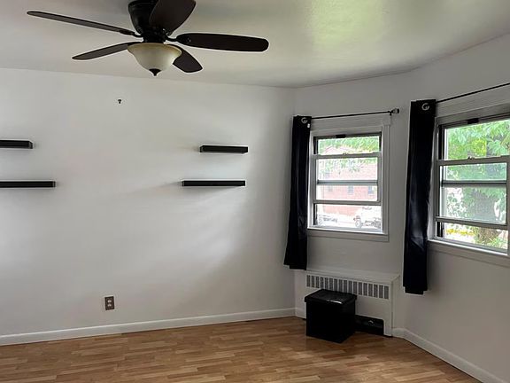 5th image of 159 Hamilton Ave