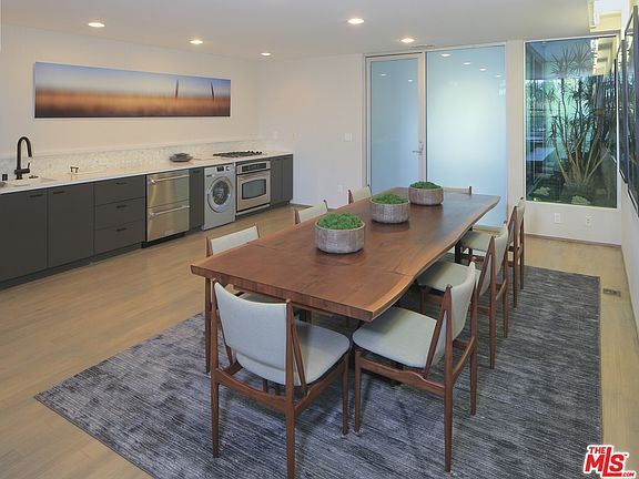 5th image of 6617 Melrose Ave #1