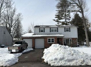 216 Campora Dr, Northvale, NJ