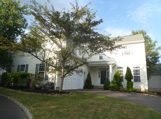 23 Honeyman Rd, Basking Ridge, NJ 07920