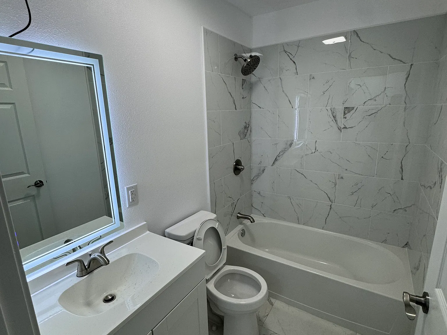 1821 Jenkins Ave — Photo 3