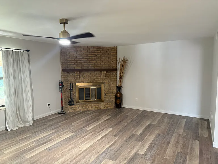 903 N Cardinal Dr — Photo 9