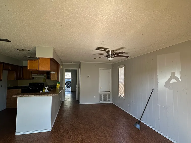 3622 Crestbrook Ct #3 — Photo 5