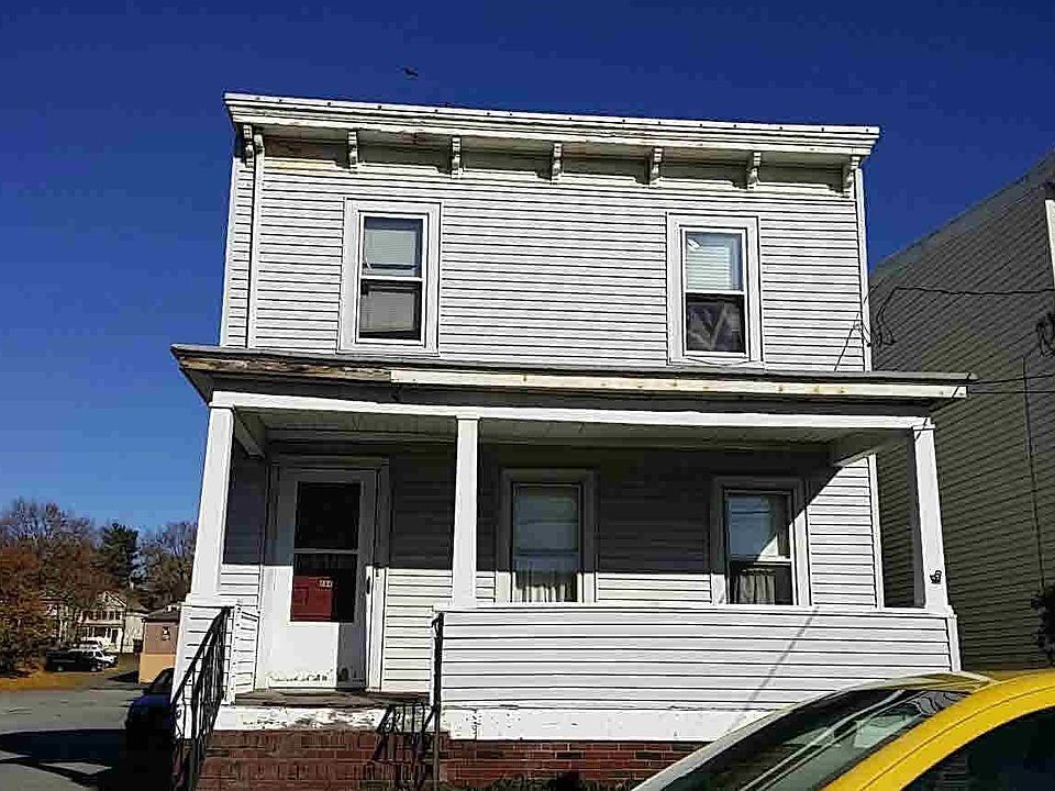 1st image of 264 Van Ness St