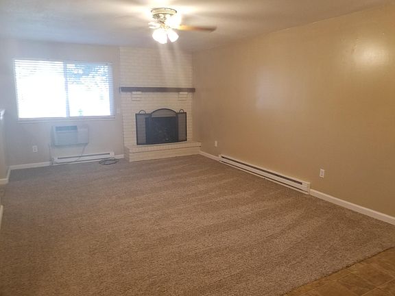 Full living room