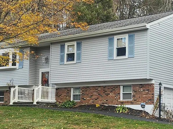 13 Baldwin Drive, Wappingers Falls, NY 12590