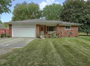 61900 Bates Rd, Lenox, MI 48048