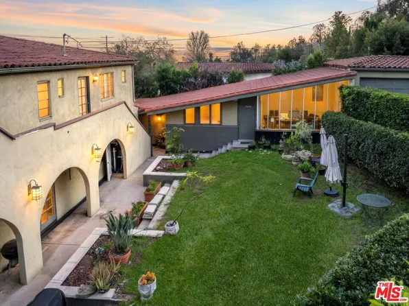 2515 N Commonwealth Ave, Los Angeles, CA 90027