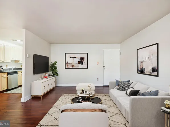 1005 Chillum Rd APT 217, Hyattsville, MD 20782