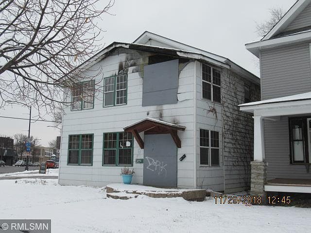 1st image of 106 Douglas St