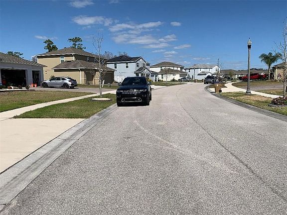 3rd image of 403 Blue Lake Cir
