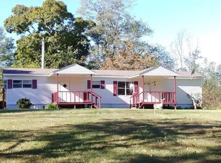 1560 Reese Rd, Bethpage, TN 37022