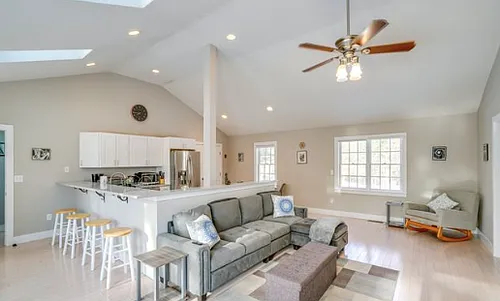 165 Stockbridge Rd Photo 1