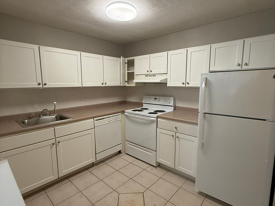 1st image of 245 Main St #16L