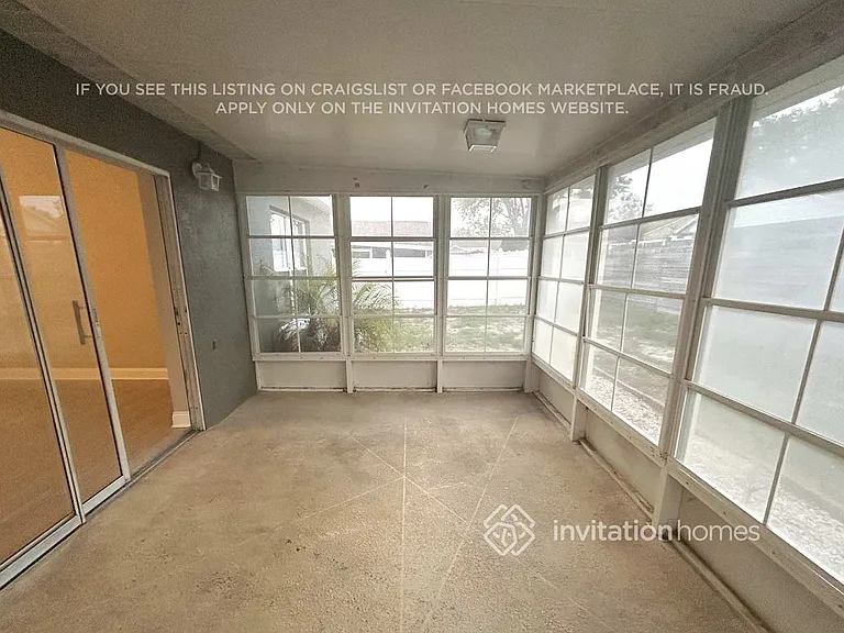 9828 Cristina Dr — Photo 12