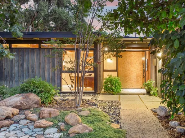 1343 Via Zurita St, Claremont, CA 91711