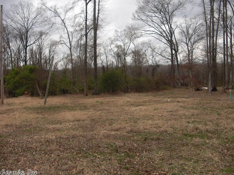 2nd image of 6 Garrett Rd