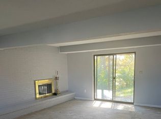 4815 Poole Rd, Cincinnati, OH 45251