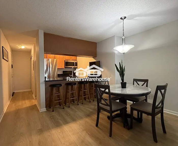 520 Ridgewood Ave #102 — Photo 1