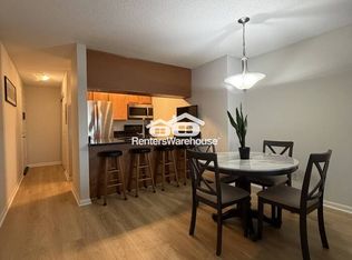 520 Ridgewood Ave APT 102, Minneapolis, MN 55403