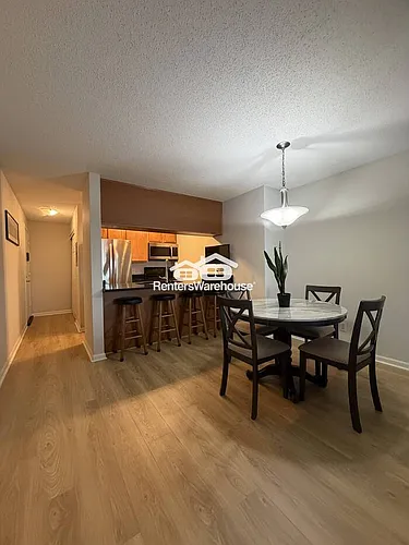 520 Ridgewood Ave #102 Photo 1