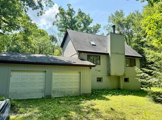 130 Autumn Ln, Jim Thorpe, PA 18229