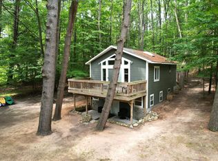 7796 Beverly St, Shelby, MI 49455