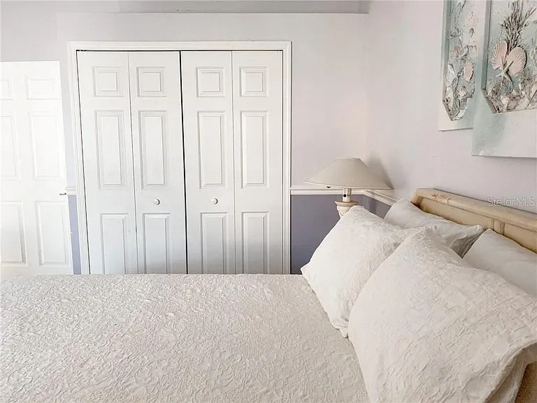 1000 Chevy Chase St — Photo 20