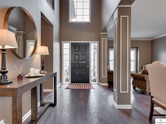 3rd image of 18613 Jackson Cir
