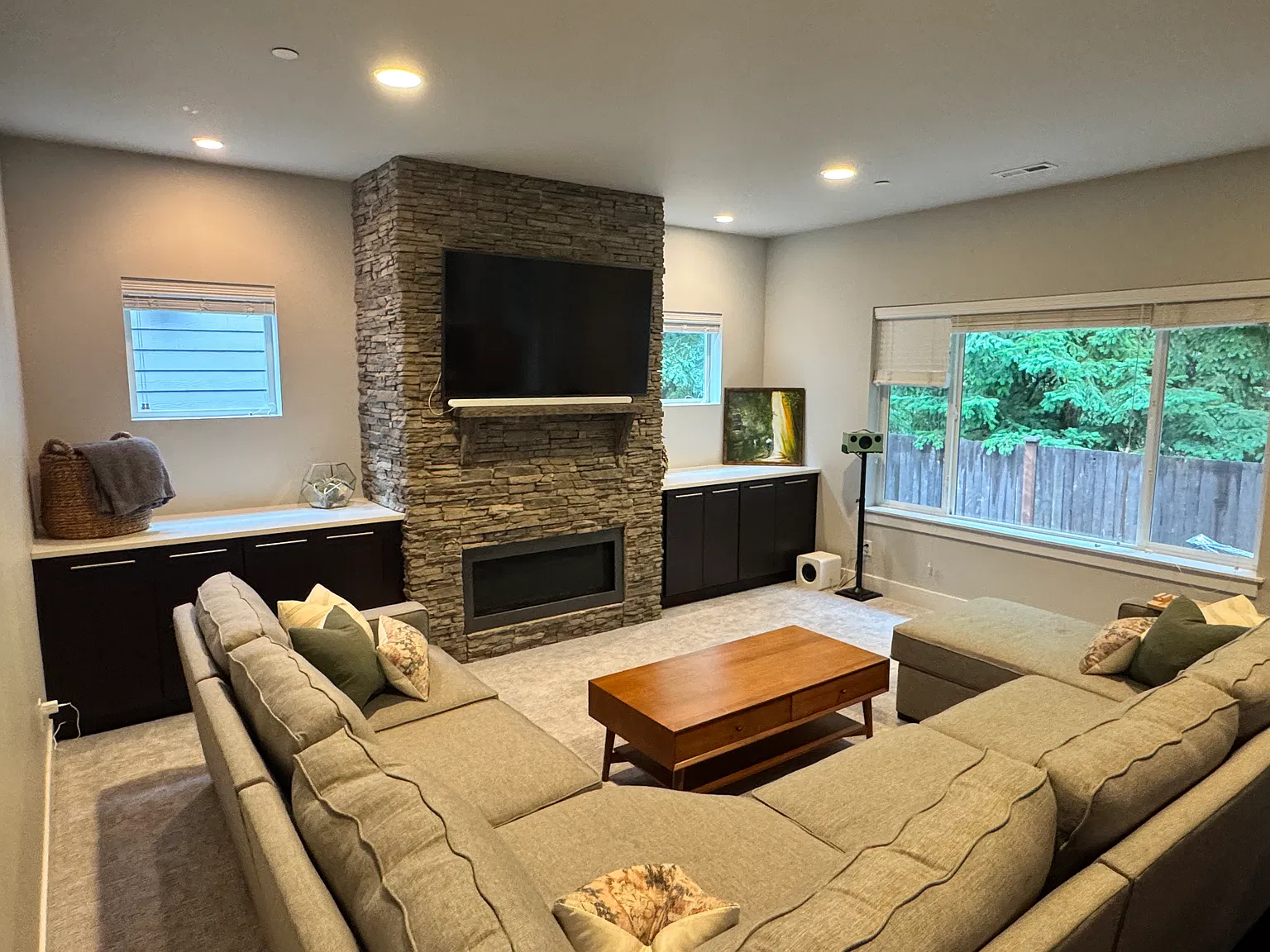 5 bed, 2814 sqft, $4,500 — Photo 3