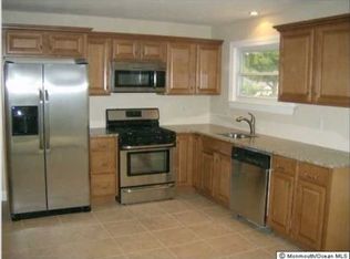 31 Mount Rushmore Dr, Toms River, NJ 08753
