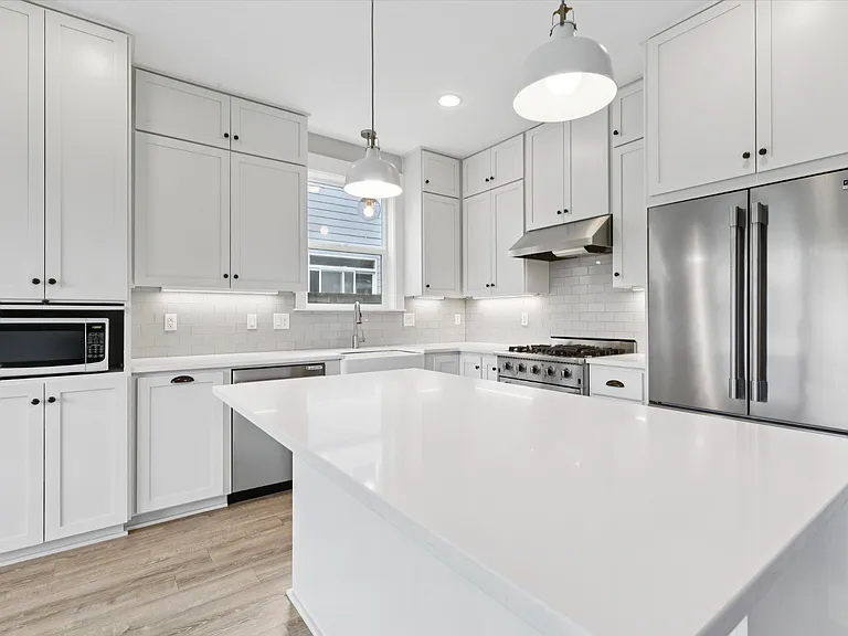 14825 NW Highcroft Ct — Photo 5