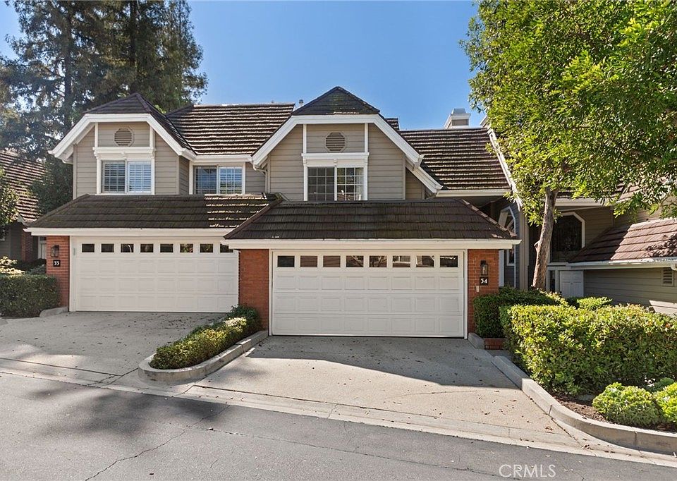 1st image of 20950 Oxnard St