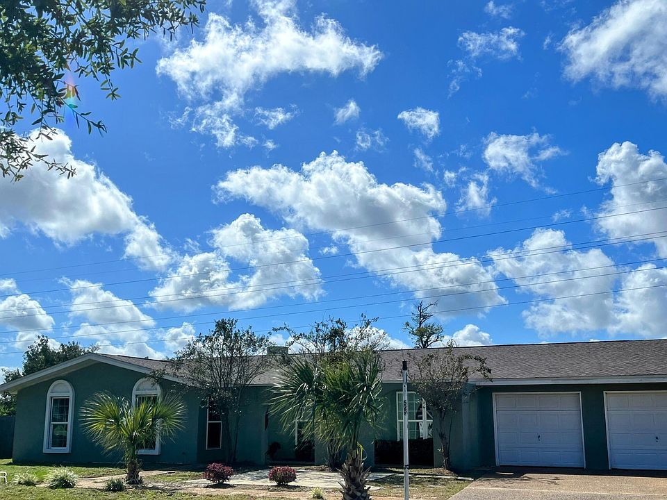 529 Northshore Cir, Lynn Haven, FL 32444 Zillow