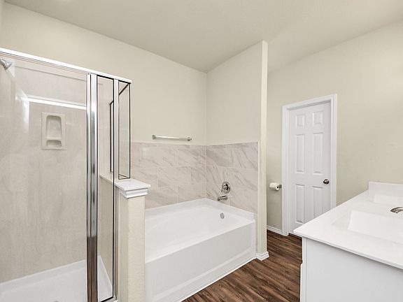 2nd image of 25827 Kinship Ct #25827