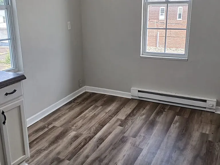 215 Virginia Ave #4 — Photo 13