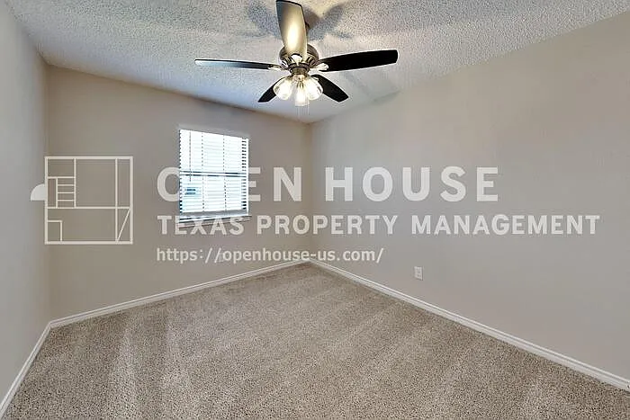 2104 Rose Cliff Ln — Photo 13