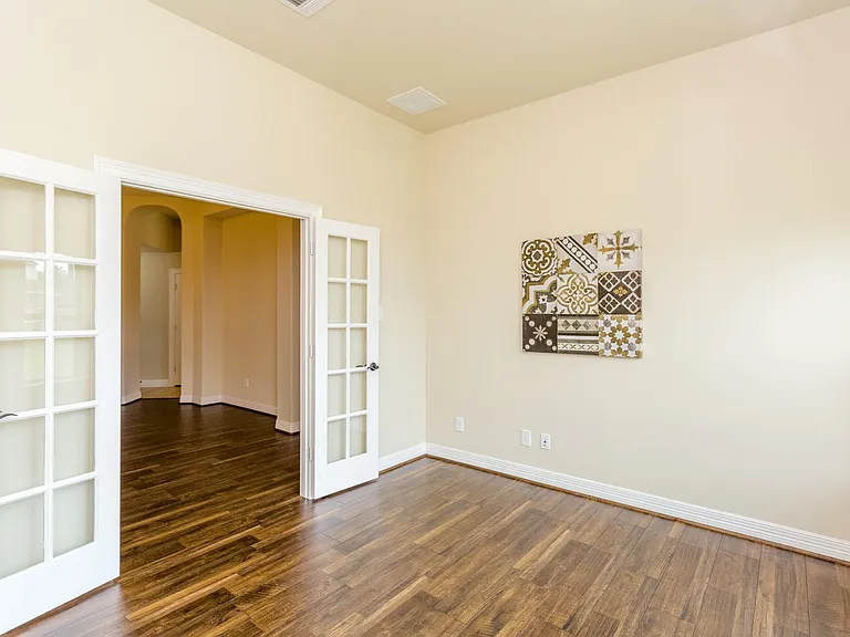 6122 Garden Lakes Ln — Photo 9