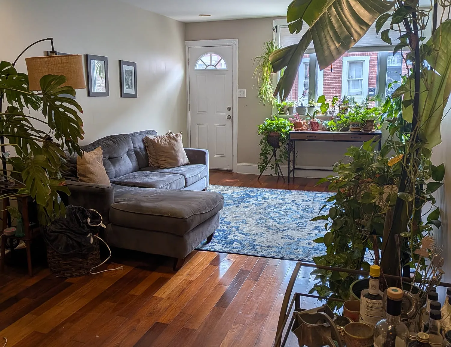 2 bed, 1.5 bath, 1296 sqft, $2,100 — Photo 1
