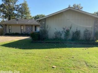 10811 Breckenridge Dr, Little Rock, AR 72211