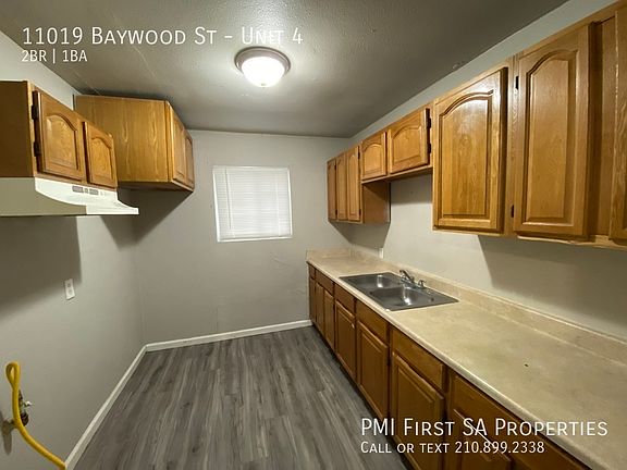 4th image of 11019 Baywood St APT 4