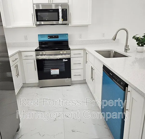 5146 Centennial Blvd — Photo 3