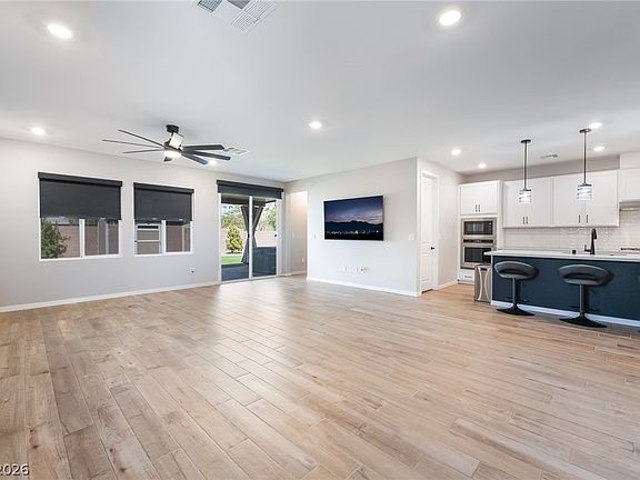 4th image of 8663 Bench St