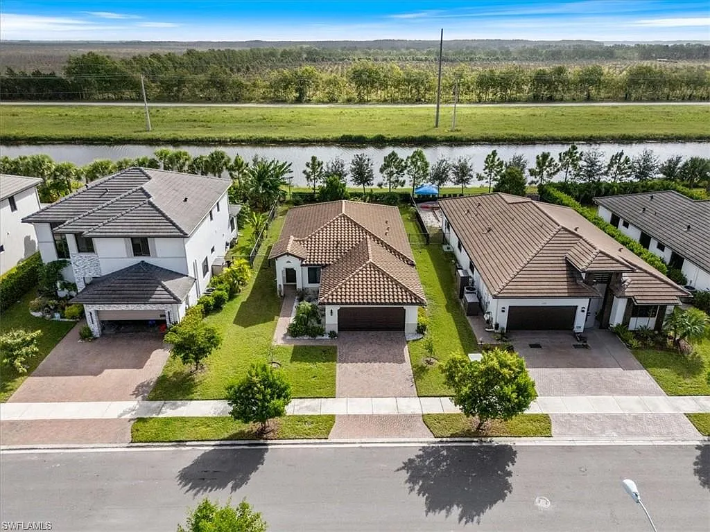 Building Photo - 4925 Gambero Way Ave