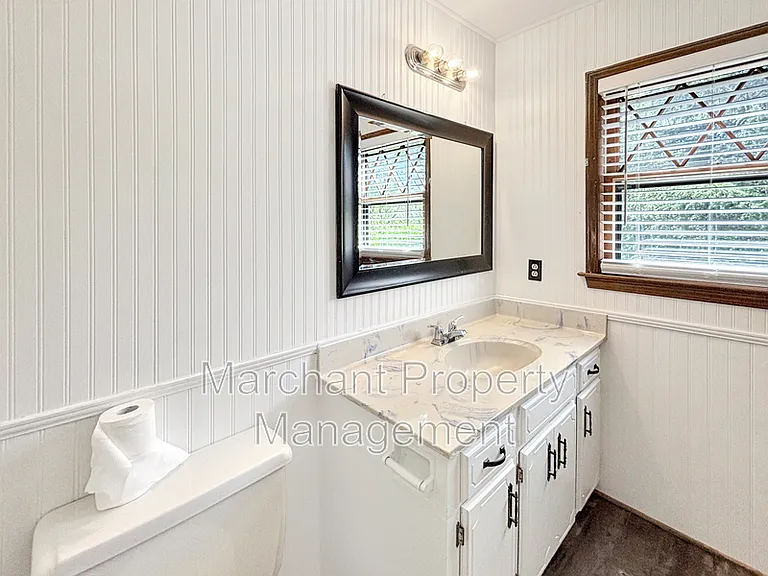 601 Fairview Church Rd — Photo 15