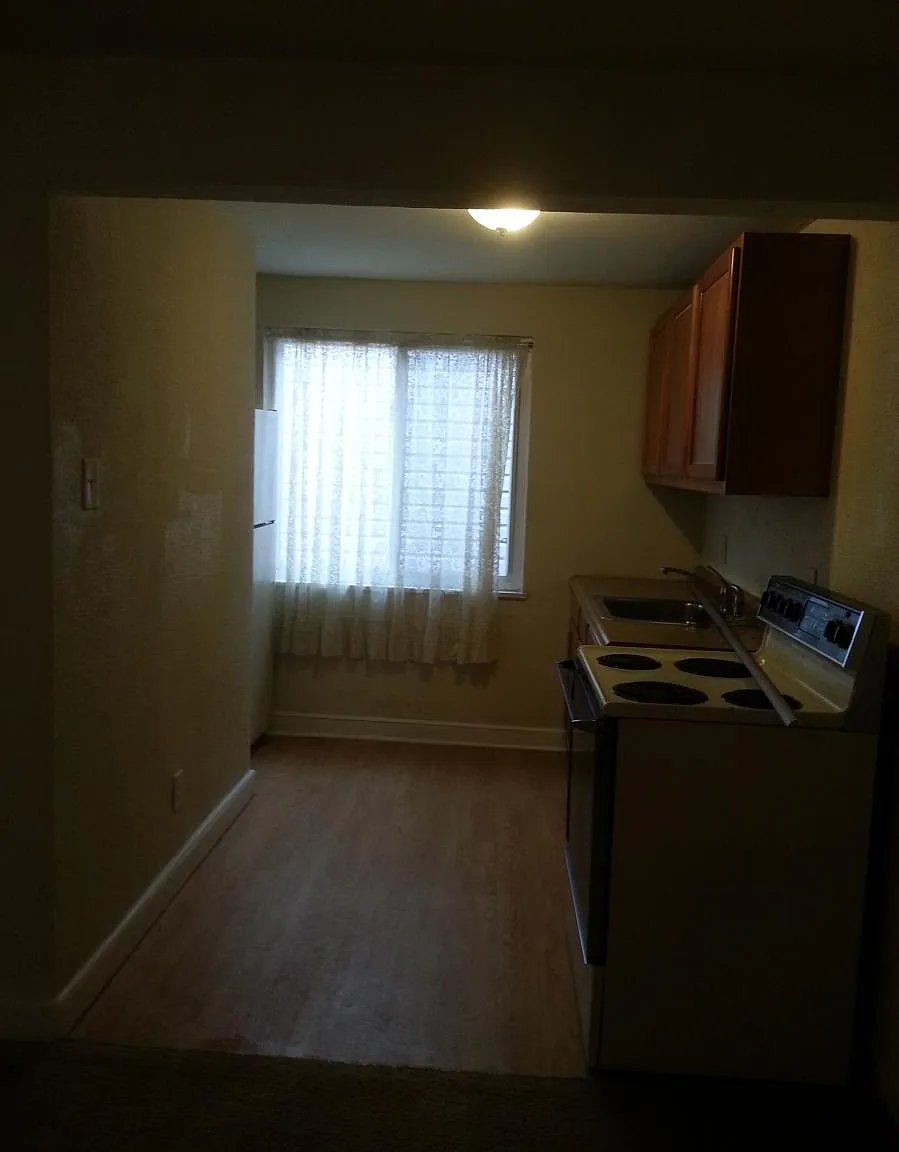 101 3rd St — Photo 2