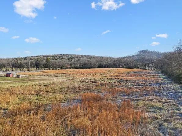 72 Golden Hollow Rd, Kelso, TN 37348