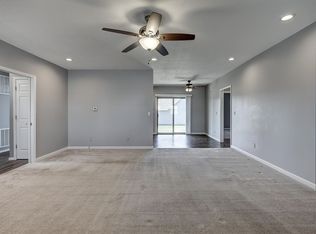 752 Caroline Pl #BC, Carthage, MO 64836