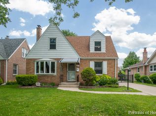 7851 N Nora Ave, Niles, IL 60714